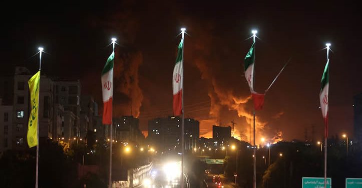 El régimen de Irán confirmó los ataques de EEUU contra sus plantas nucleares