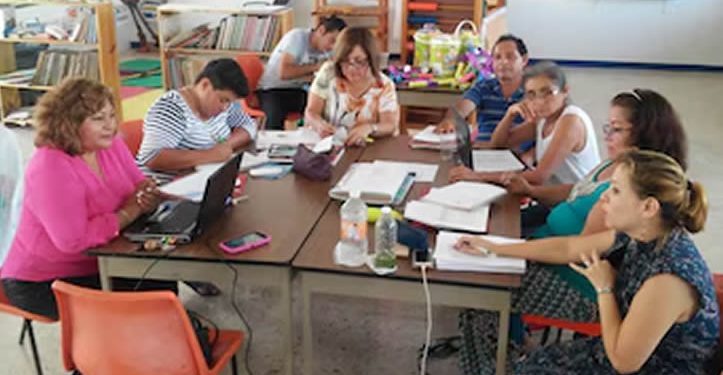 A qué edad se pueden jubilar los maestros tras decreto de Sheinbaum