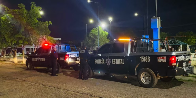 Enfrentamiento entre grupos criminales deja tres personas muertas en Sonora; una de ellas transitaba por el lugar