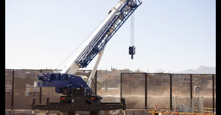 Texas da marcha atrás en la construcción del muro fronterizo con México