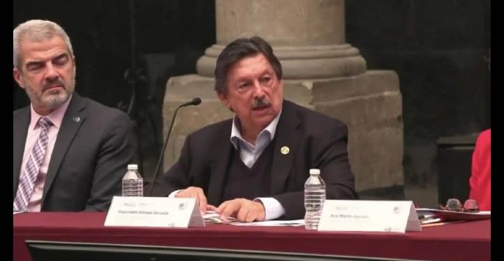 Gómez Urrutia y Martín Esparza exigen a Sheinbaum adelantar la jornada de 40 horas a 2027