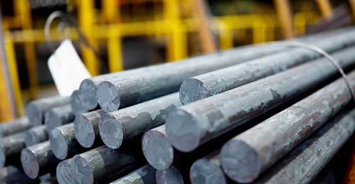 Donald Trump firma decreto para aumentar al 50% aranceles al acero y aluminio sin esperar negociaciones con México