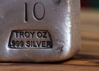 Orogen Royalties reporta resultados récord en Q1 2025 y expande mineralización de oro y plata en Navidad, Sonora