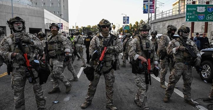 Migrantes son geniales, pero redadas no pararán: Trump