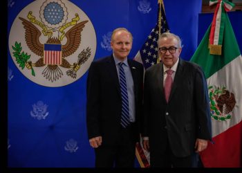 Rocha Moya, invitado especial del consulado de EU en Hermosillo