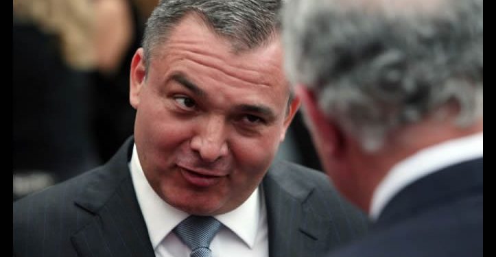 Vector, de Alfonso Romo, facilitó el pago de sobornos del Cártel de Sinaloa a García Luna: FinCEN