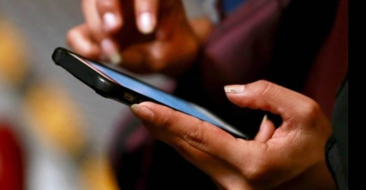 Prevén aumento de tarifas de telefonía móvil