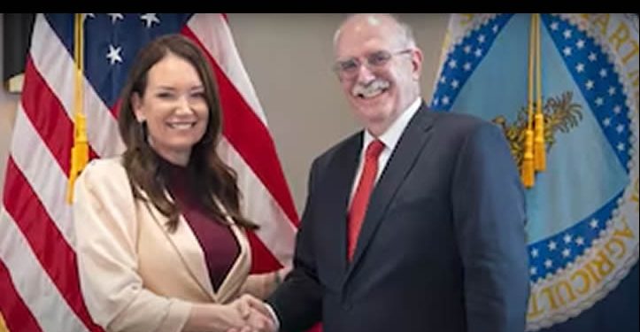 Julio Berdegué celebra plan de EEUU en el combate al gusano barrenador