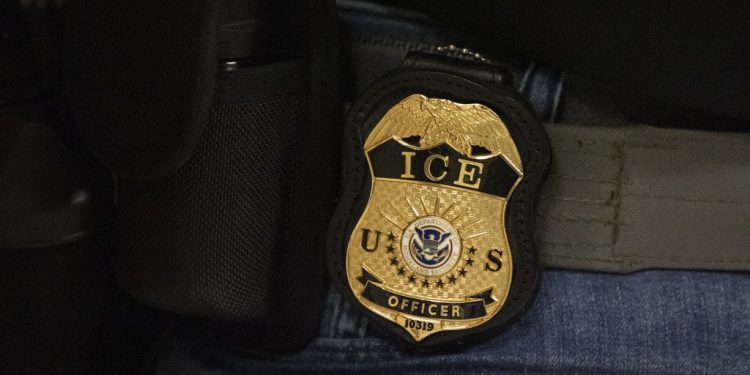 Aumentan arrestos de ICE en Arizona, tras cambios en políticas migratorias y nuevas colaboraciones entre agencias locales y federales