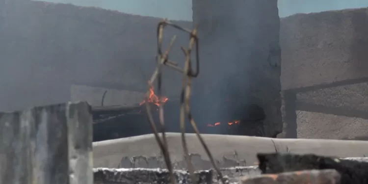 Bomberos Usan Más de 5 Mil Litros de Agua para Apagar Incendio en Colonia Balderrama; Esto Pasó