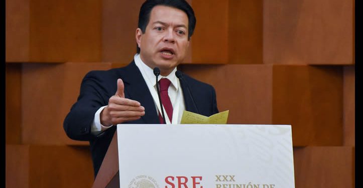 Gobierno federal anuncia programa para fortalecer la educación media superior