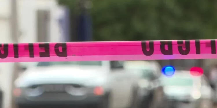 Encuentran a Hombre Muerto Envuelto en una Lona en Parque Público al Norte de Hermosillo