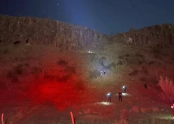 Joven Cayó a Barranco en el Cerro Colorado en Hermosillo; Terminó con Lesiones de Gravedad