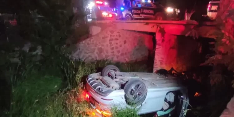 Muere Hombre en Accidente Automovilístico en San Carlos, Nuevo Guaymas; Iba de Copiloto