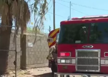 Conato de Incendio en Taller Mecánico Cercano a Estancia Infantil Moviliza a Bomberos
