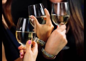 Omar del Valle exhorta a los Ayuntamientos para adquirir y distribuir la pulsera “centinela” que detecta droga en las bebidas