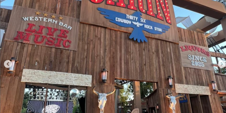 Carín León celebra su cumpleaños 36 con una fiesta de dos días en Sonora