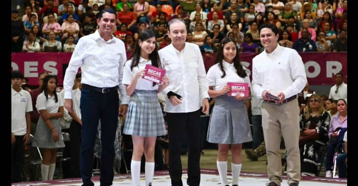 Durazo transforma la educación de más de 450 mil estudiantes con Becas Sonora de Oportunidades
