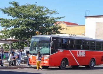 Denuncian que uno de cada 10 camiones en Hermosillo no enciende el A/C