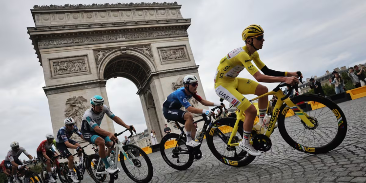 Tadej Pogacar nunca será Eddy Merckx, ni ganas de serlo