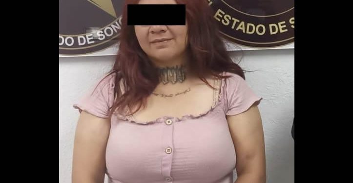 Detienen en Sonora a mujer estadounidense prófuga de la justicia por el delito de posesión y distribución de fentanilo