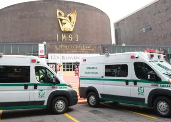IMSS abre vacantes con sueldos de hasta 23 mil pesos; requisitos