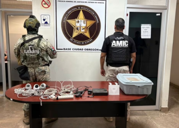 Fuertes lluvias provocan derrumbe en tramo carretero Bacoachi – La Pera; Protección Civil emite alerta