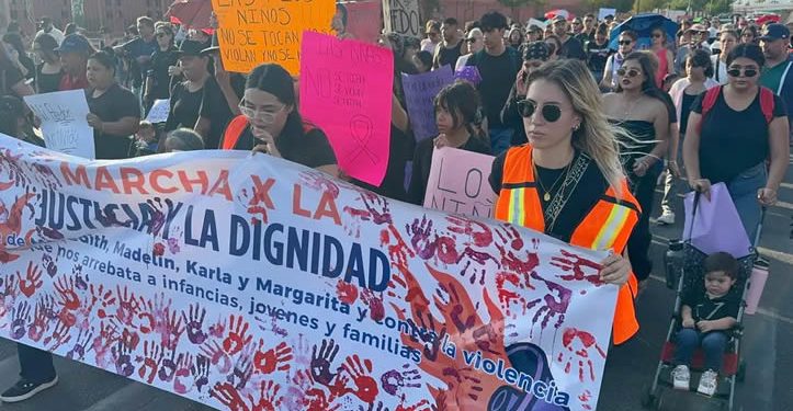 Indignación en Hermosillo: miles marchan por feminicidio de madre y tres niñas