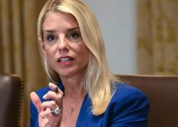 Gobierno de EU relaciona migración con tráfico de fentanilo y metanfetaminas