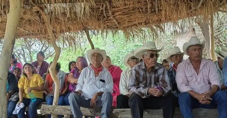 Gobernador e INPI plantan a grupo de yaquis; ante la presidenta comprometieron atenderlos