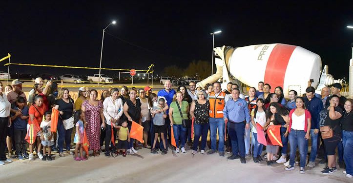 Cumple Astiazarán con obra de puente peatonal y vehicular en Puerta del Rey