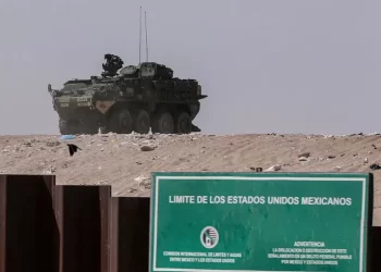 Un tercio de la frontera está ahora cubierta por zonas militares que permiten a las tropas detener a los migrantes