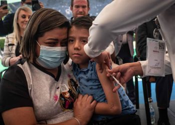 Más de 340.000 niños en México no recibieron ninguna vacuna en 2024
