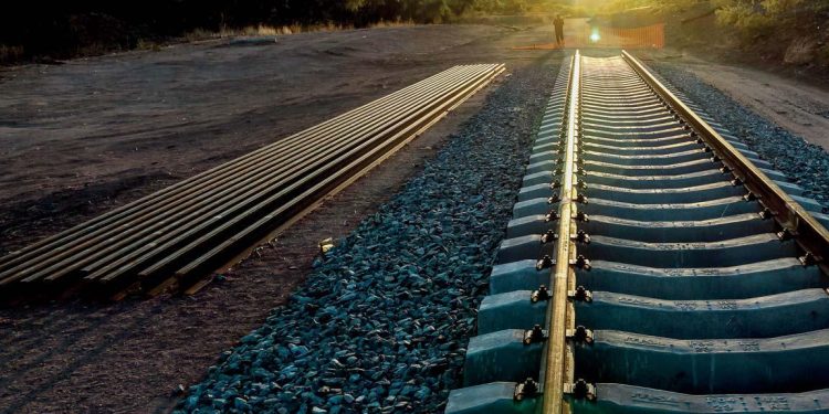 Tren federal en Sonora: frenazo presupuestal ralentiza megaobra de la 4T
