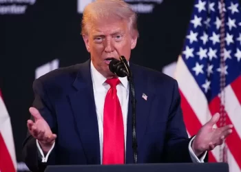 Trump quiere reunión tripartita con Putin y Zelenski “casi inmediatamente”