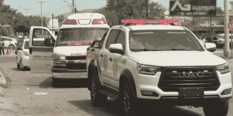 Explota Transformador Eléctrico Fuera de Centro de Salud en Hermosillo