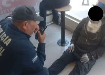 El “Hombre Plateado” se Desvaneció ante Altas Temperaturas en Hermosillo