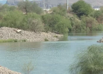 Encuentran Cuerpo Sin Vida de un Hombre Flotando en Laguna de Hermosillo