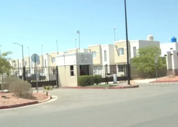 Joven Presuntamente Golpeó y Amenazó con Un Cuchillo a Sus Padres en Hermosillo; Fue Detenido