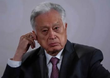 Hijo de Manuel Bartlett y su pareja no están en la Lista de Personas Bloqueadas: Seguridad; niega congelamiento de cuentas