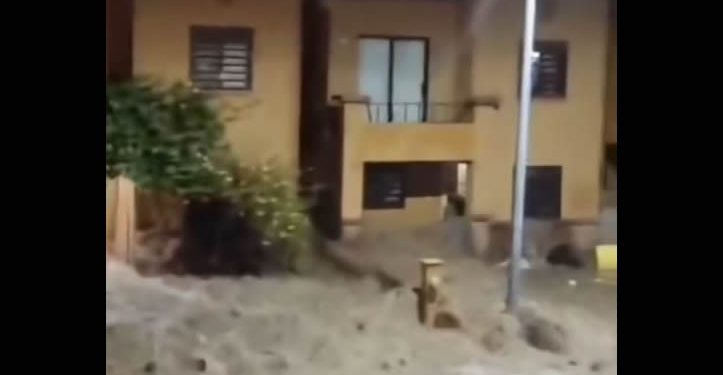 Familias de San Lorenzo presentan demanda civil y penal por daños a causa de inundación