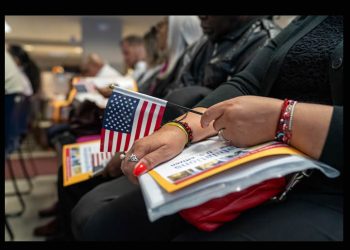 Solicitantes a la ciudadanía estadounidense tendrán que cumplir requisitos más amplios para demostrar “buen carácter moral”