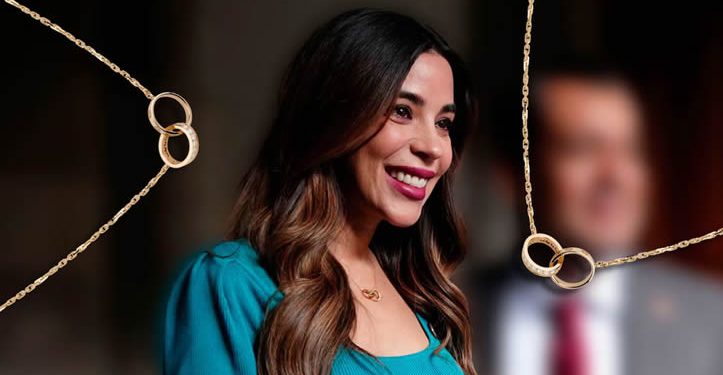 ‘Dato protegido’ y collar de diputada al descubierto: Esto cuesta la joya Cartier de Diana Karina Barreras