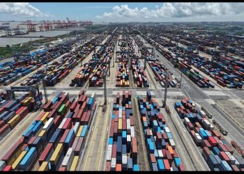 Por aranceles, importaciones de contenedores en EU habrían tocado pico en julio: jefe portuario