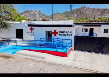 Entrega Astiazarán rehabilitación de Cruz Roja base Sur con presupuesto CRECES