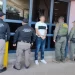 Deportan a Padre y sus dos hijos de Estados Unidos por orden de aprehensión en Sonora