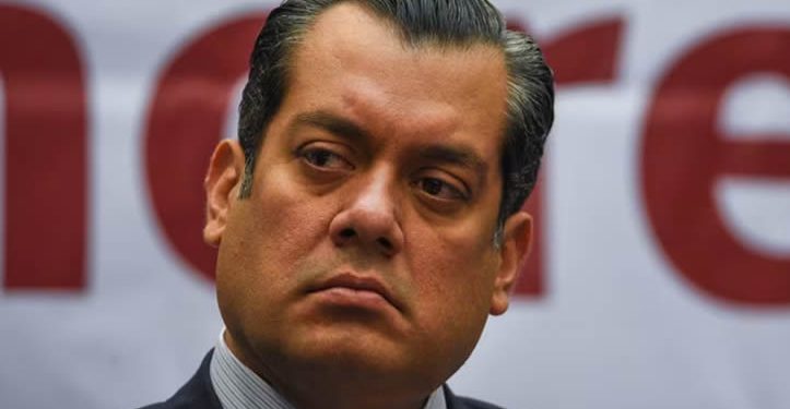 Club 51 reconoce regalo a Gutiérrez Luna para la F1 y luego se arrepiente; diputado acusa campaña en su contra