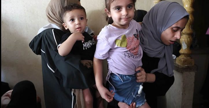 Sheinbaum, a favor de dar asilo a niñas y niños palestinos huérfanos