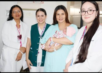 Brinda IMSS Sonora atención urgente a paciente en labor de parto a bordo de auto particular