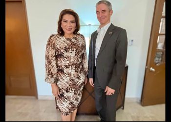 Se reune Lorenia Valles con el cónsul de Estados Unidos y miembros del sector minero